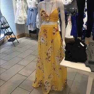 Yellow Floral Skirt Set - Size Medium - NWT
